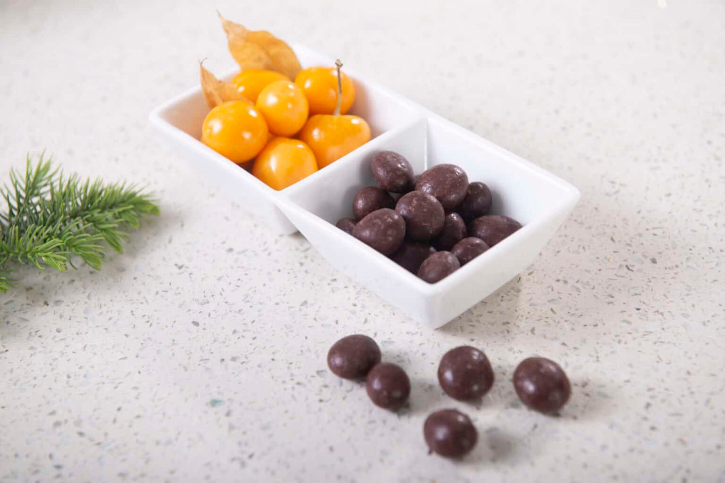 Green Sun Dark Chocolate Covered Goldenberries – Organic, Vegan, Fairtrade Cocoa Snack (91g)