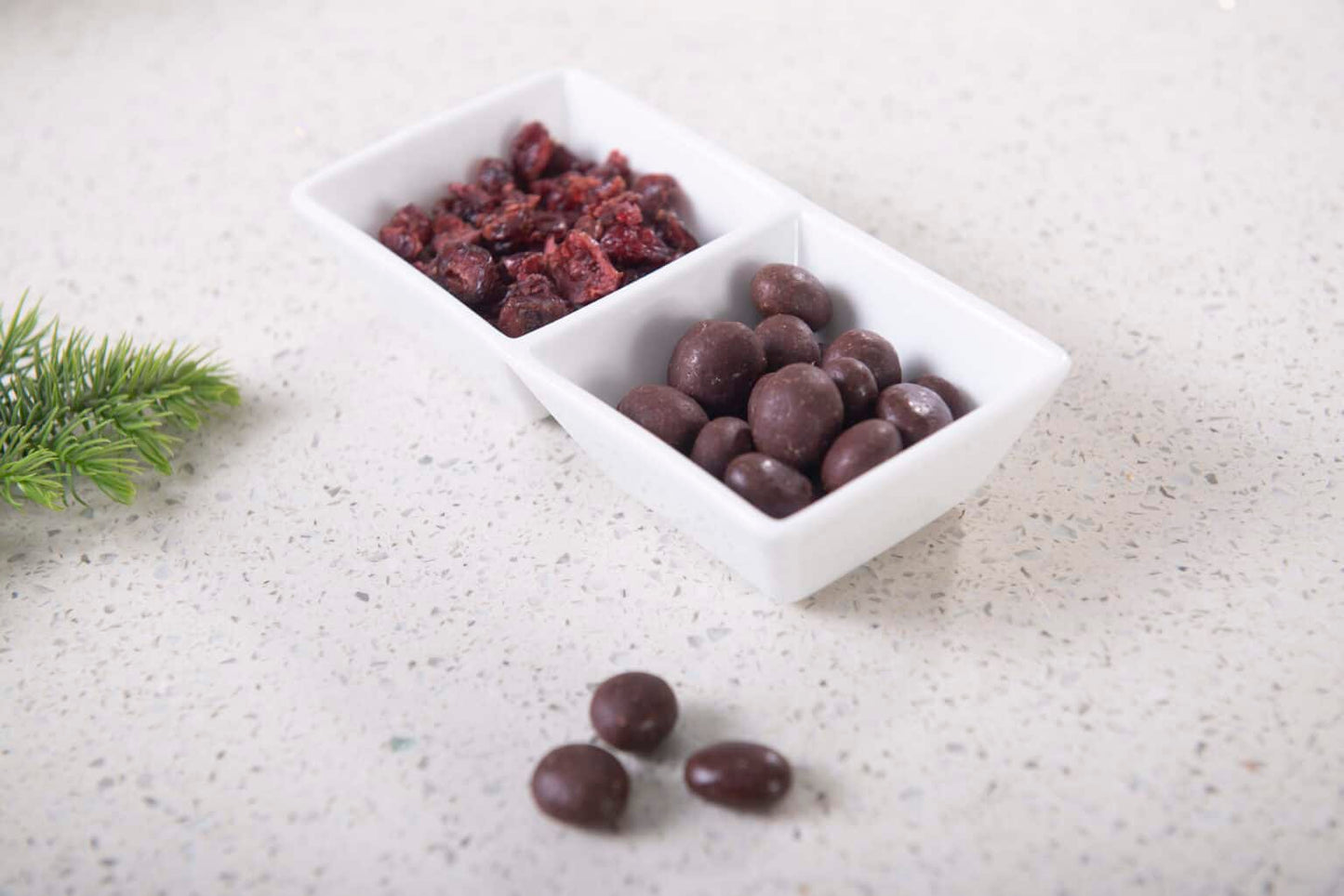 Green Sun Dark Chocolate Covered Cranberries – Organic, Vegan, Fairtrade Cocoa Snack (91g)