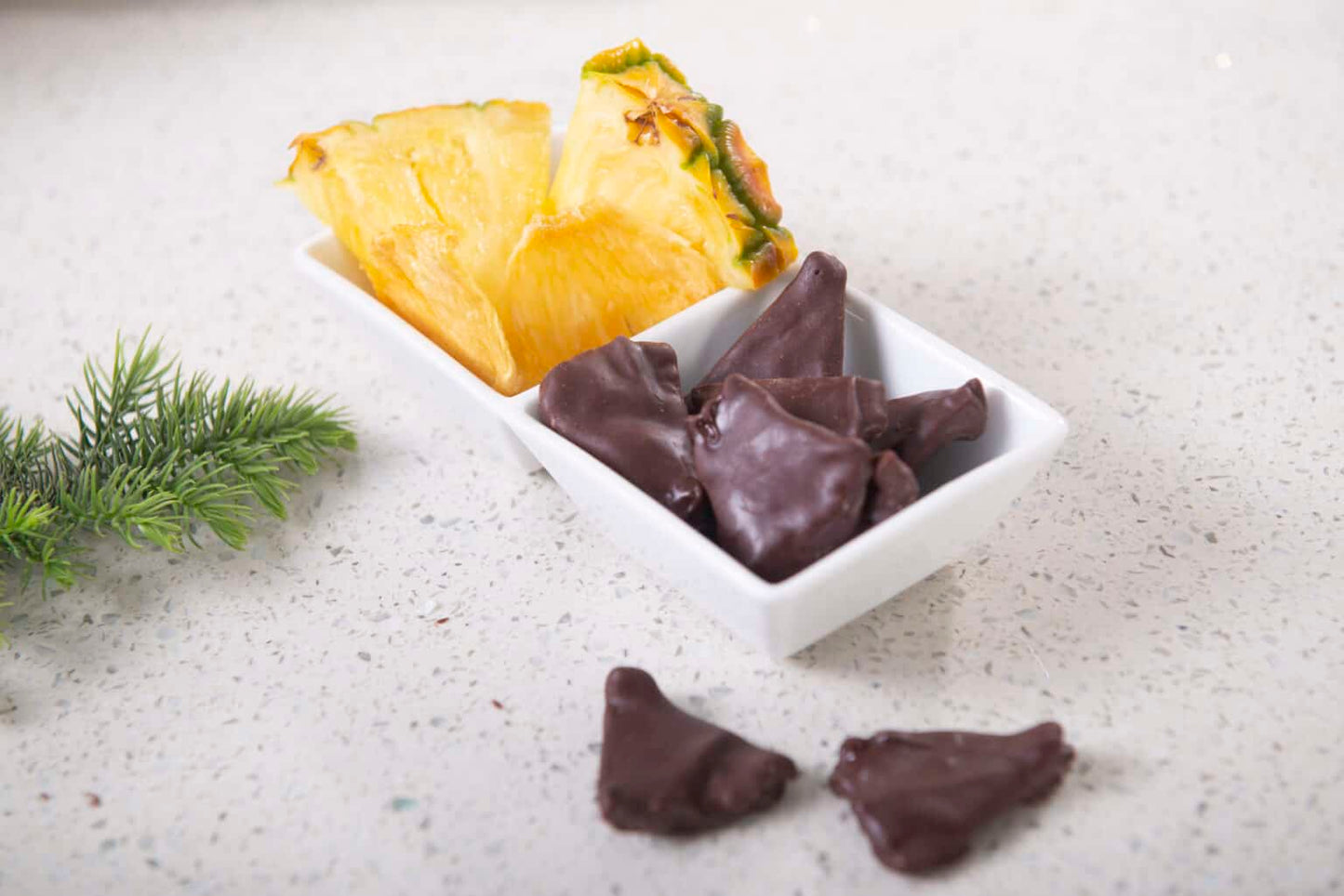 Green Sun Dark Chocolate Covered Pineapple – Organic, Vegan, Fairtrade Cocoa Snack (91g)