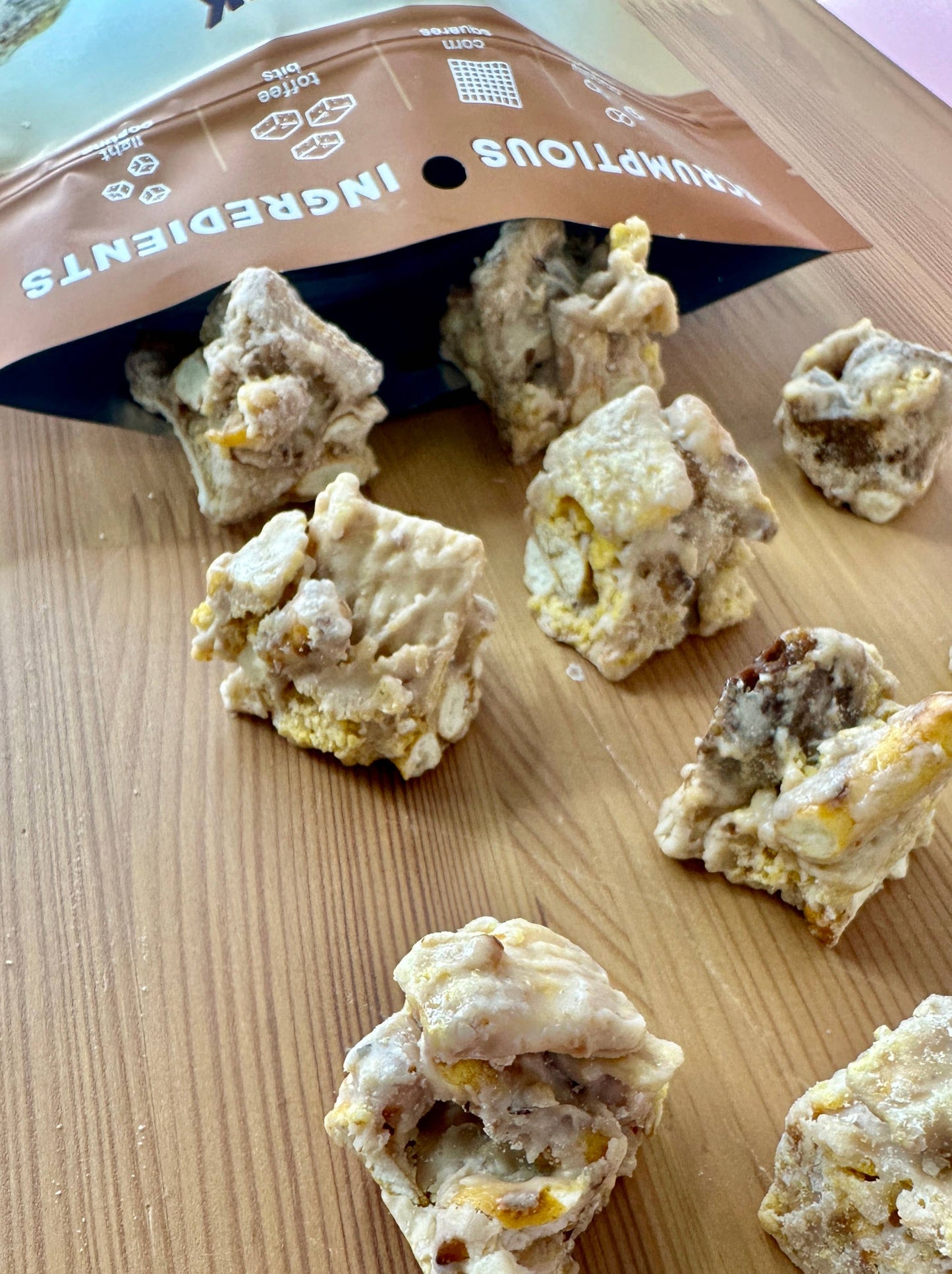 Toffee Chunk Nibbles Pouch